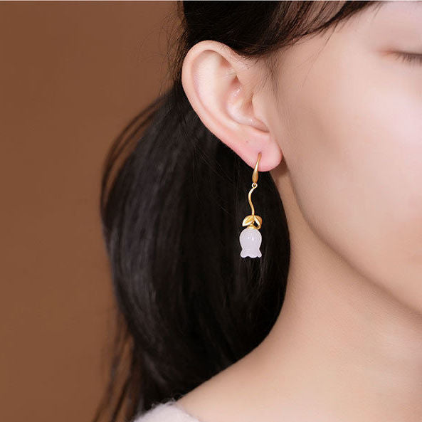 Romantic Silver Earring for Special Moments