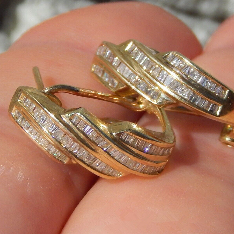 Romantic Earring for Special Moments