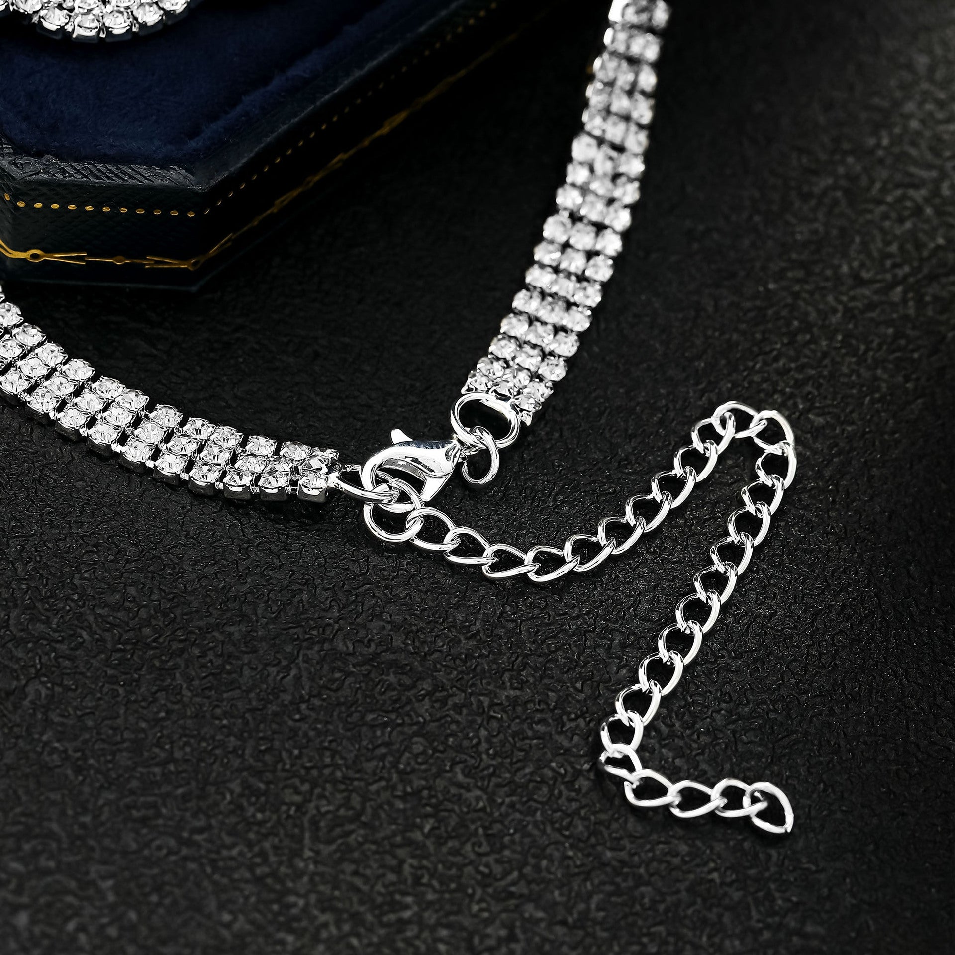Romantic Anklet for Special Moments