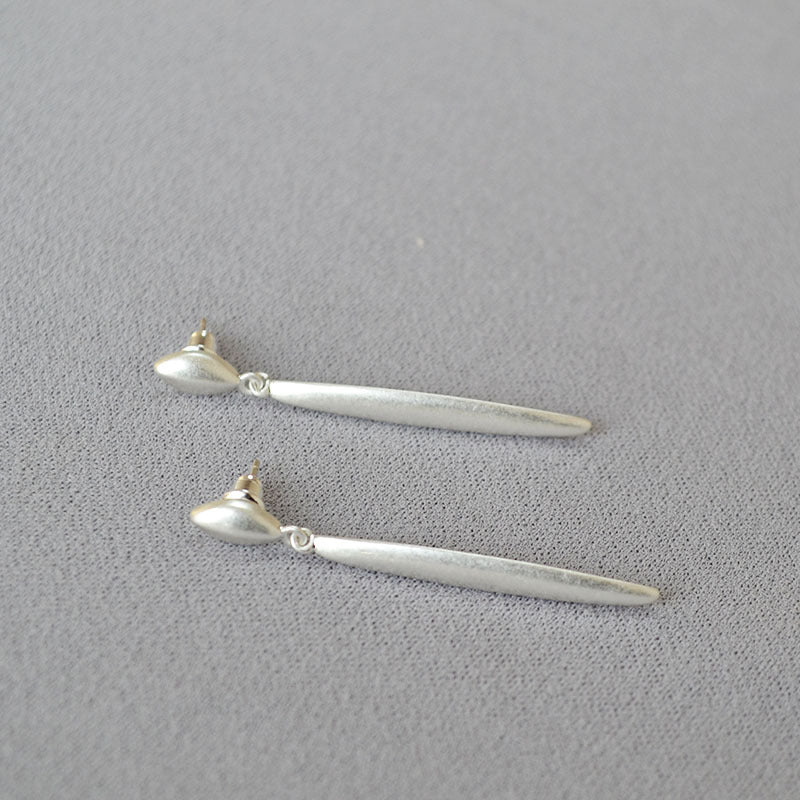 Beautiful Gold Earring with Unique Style