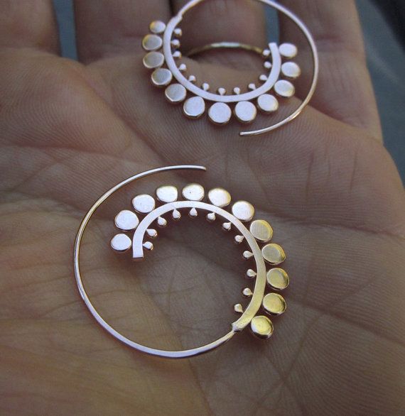 Charming Earring for Any Occasion