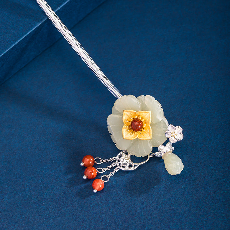 Elegant Silver Piece for Every Occasion