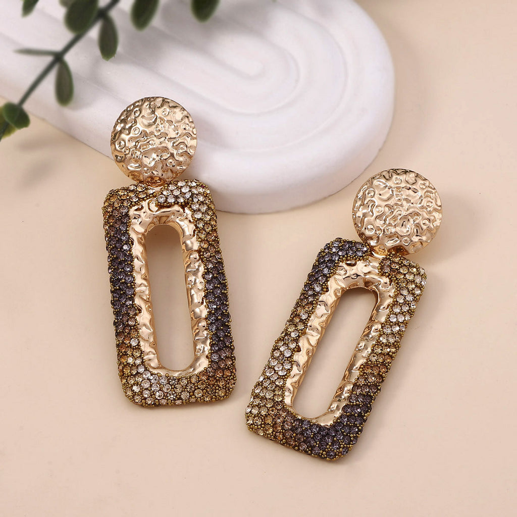 Stunning Earring for Daily Wear
