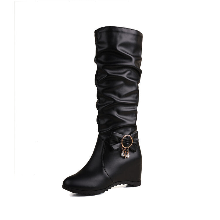Graceful Orthopedic Boots for Modern Look