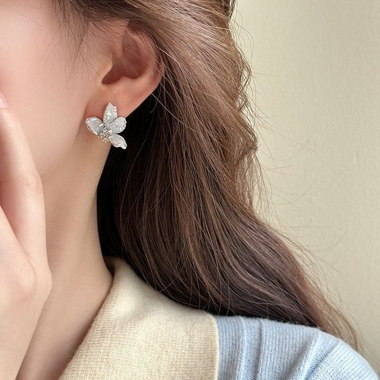 Romantic Earring for Special Moments