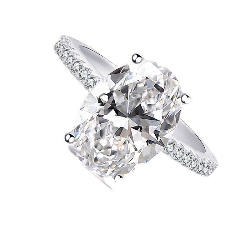 Romantic Gold Ring for Special Moments