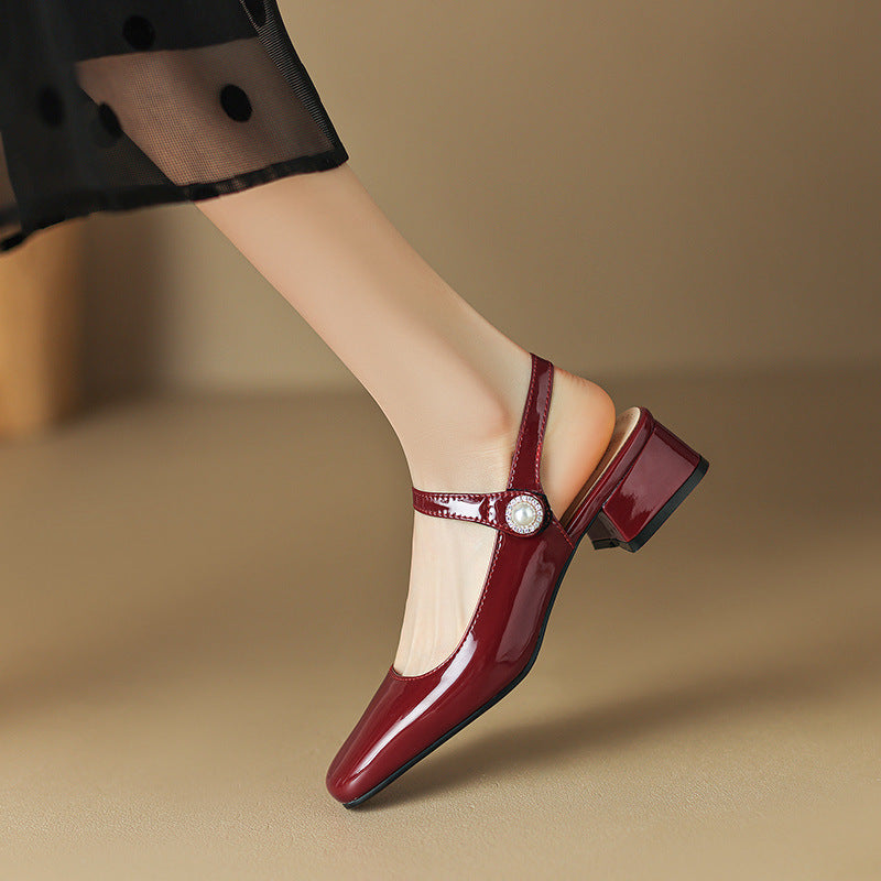 Graceful Orthopedic Sandals for Modern Look