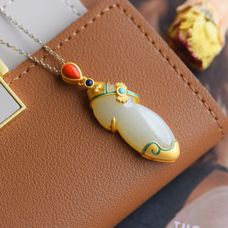 Beautiful Silver Pendant with Unique Style