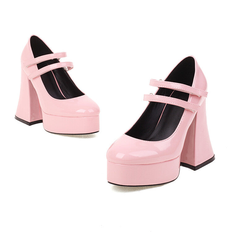 Graceful Orthopedic Sandals for Modern Look