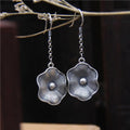 Romantic Silver Earring for Special Moments