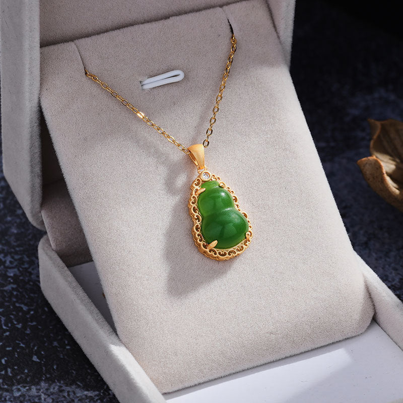 Classic Necklace with Timeless Appeal
