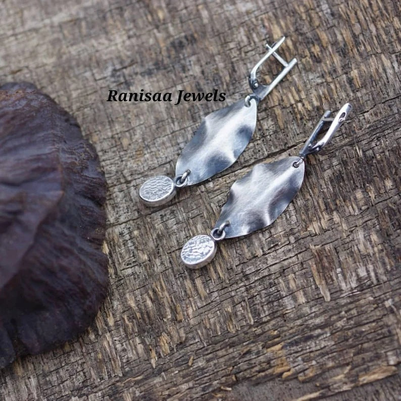Stunning Earring for Daily Wear