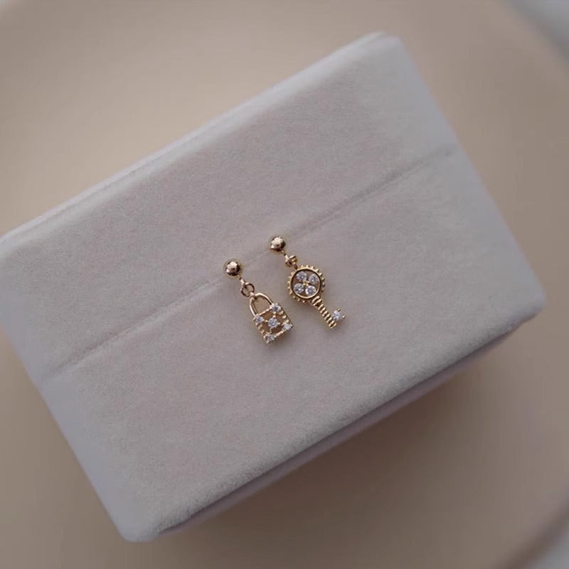Stunning Earring for Daily Wear