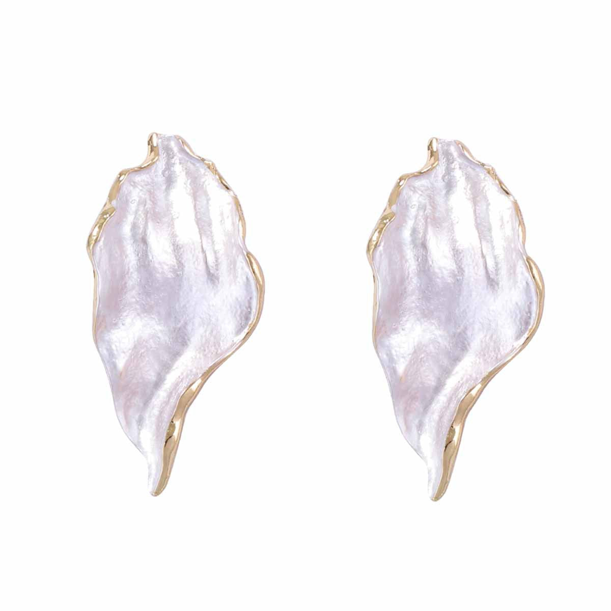 Elegant Piece for Every Occasion