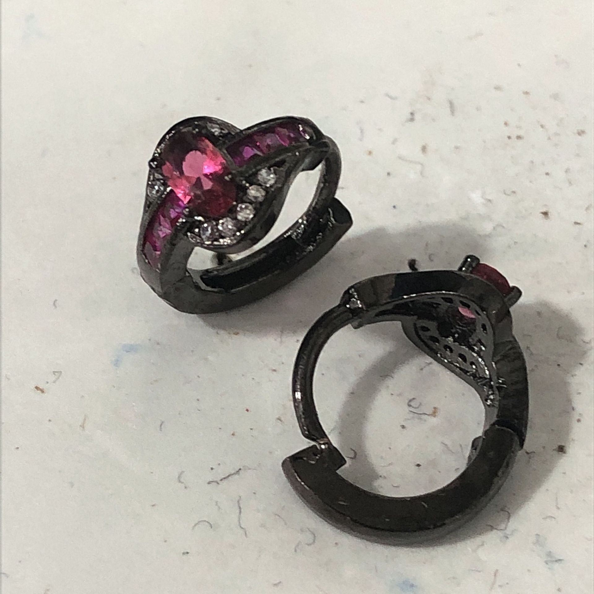 Vintage Handmade Earring