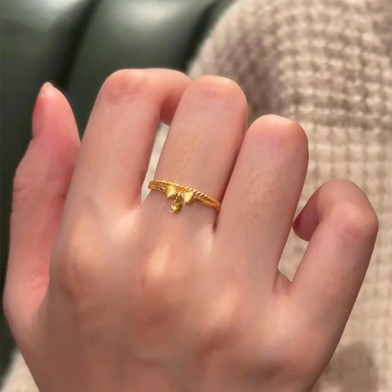 Charming Gold Ring for Any Occasion