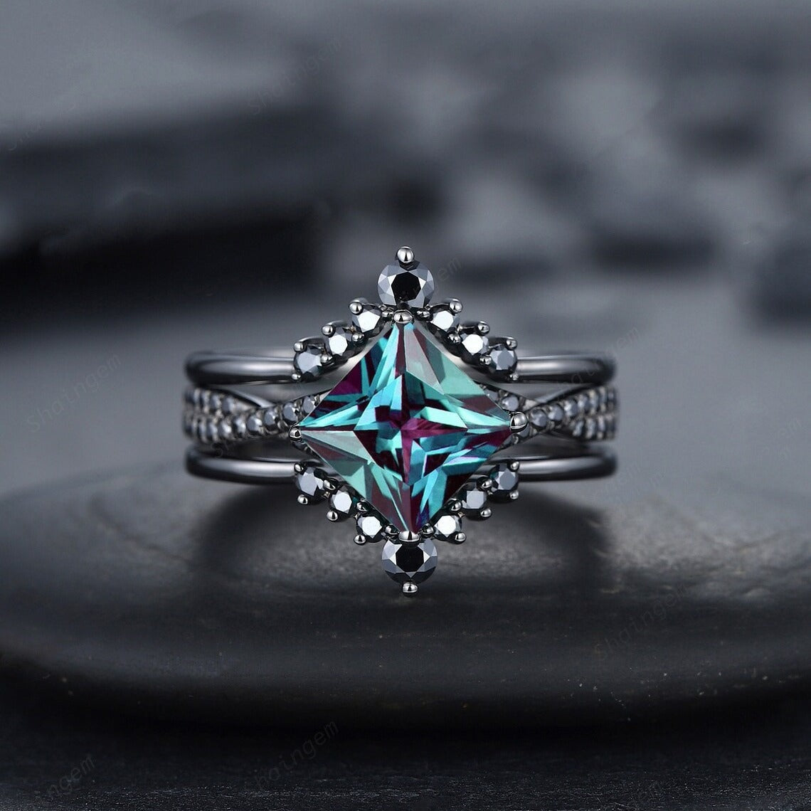 Beautiful Ring with Unique Style