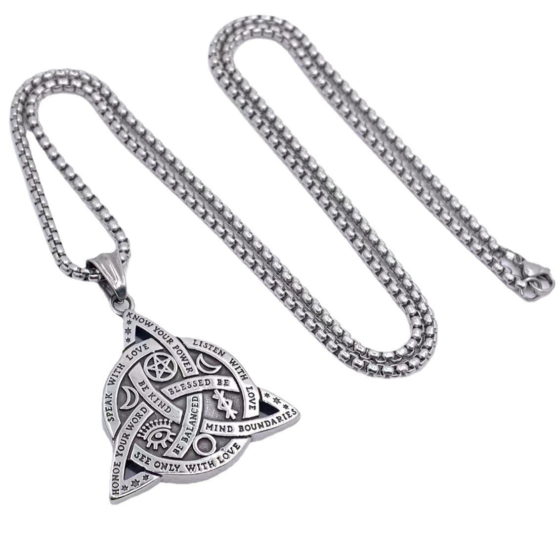 Elegant Pendant for Every Occasion