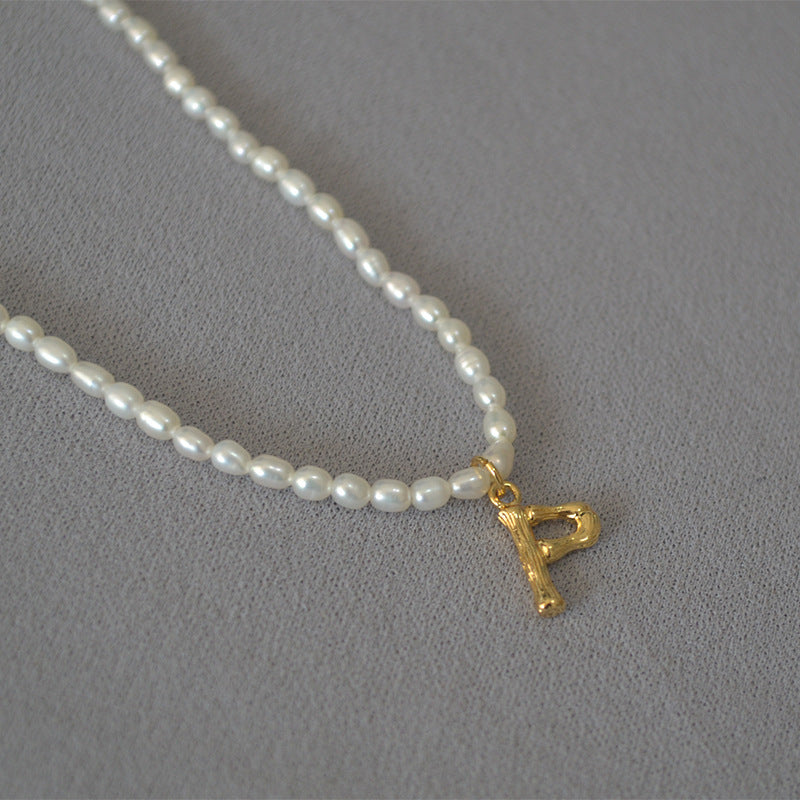 Romantic Pearl Necklace for Special Moments