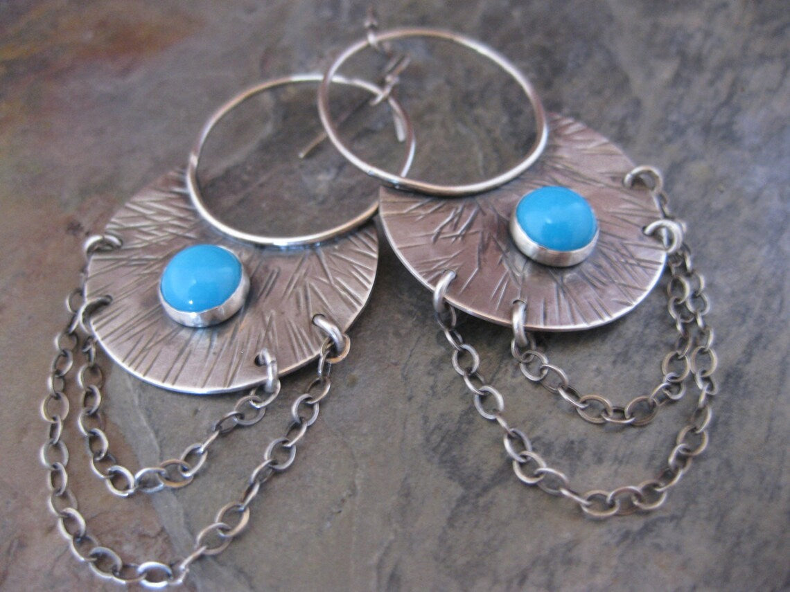 Charming Earring for Any Occasion