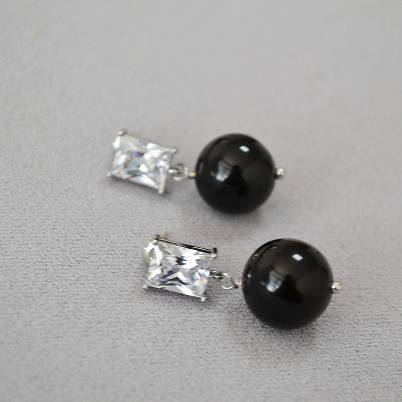 Elegant Silver Earring for Every Occasion