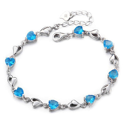 Charming Silver Bracelet for Any Occasion