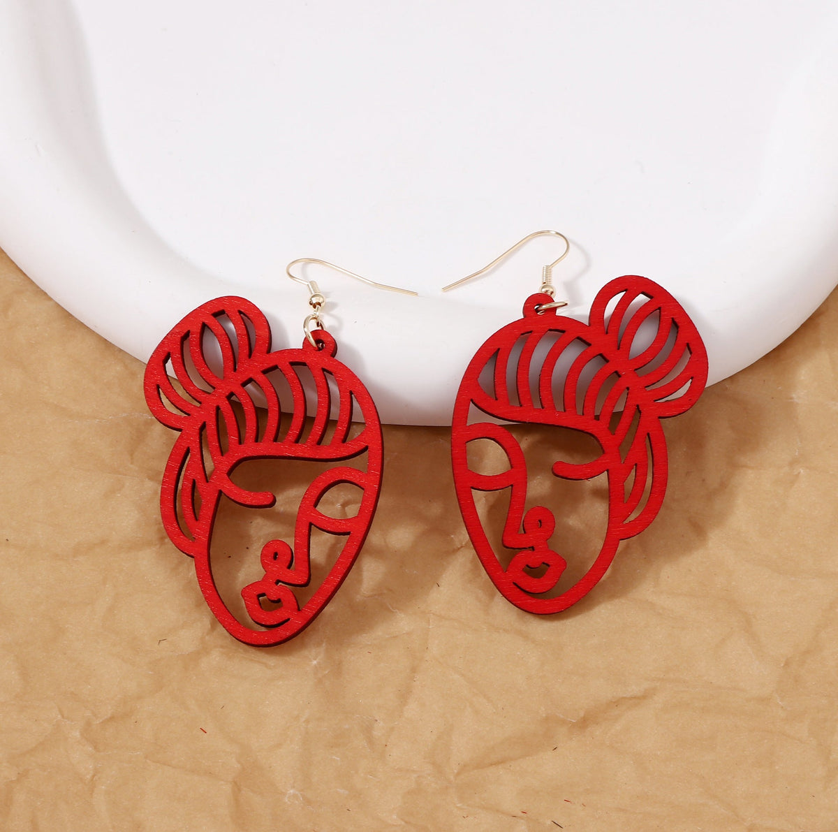 Charming Earring for Any Occasion