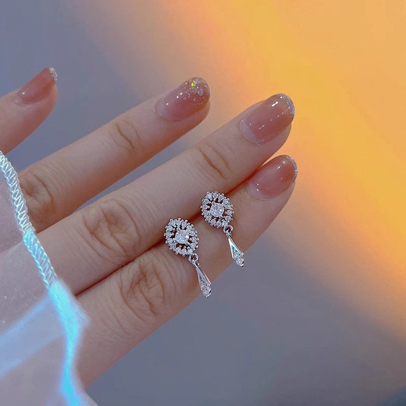 Stunning Earring for Daily Wear