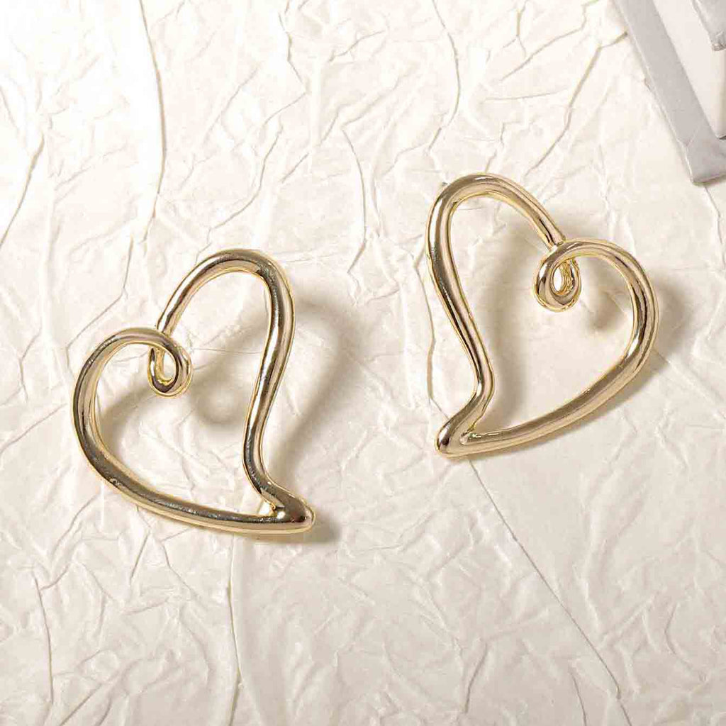 Classic Earring with Timeless Appeal