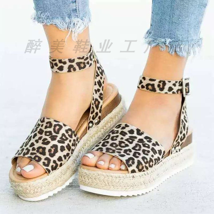 Classic Orthopedic Sandals with Timeless Style