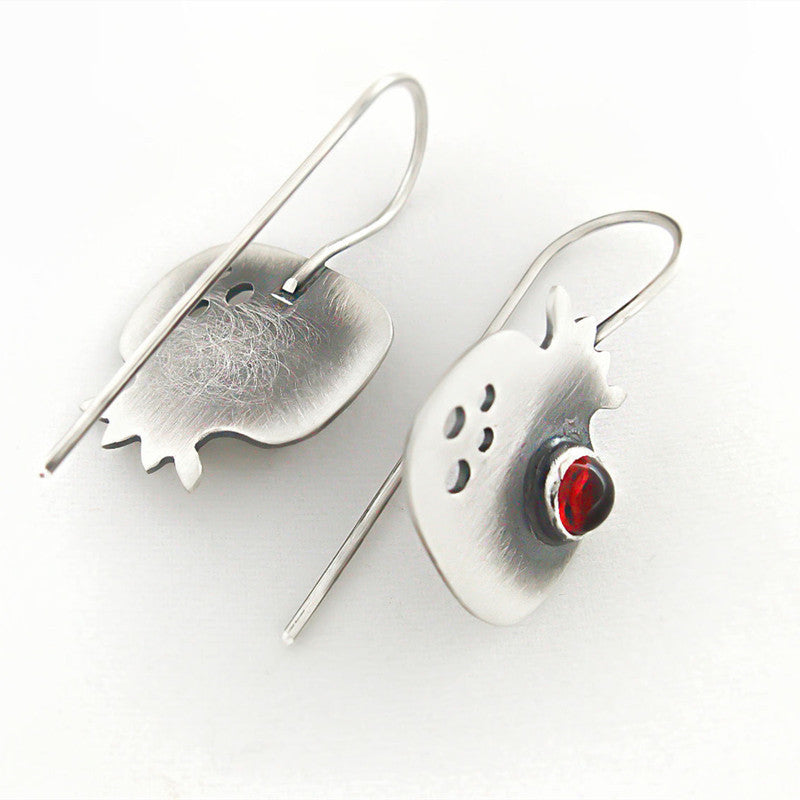 Charming Silver Earring for Any Occasion