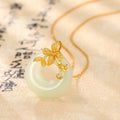 Romantic Gold Necklace for Special Moments