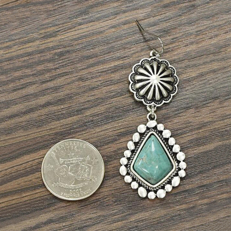 Stunning Silver Earring for Daily Wear