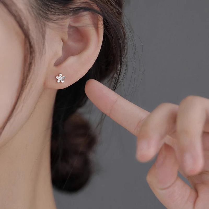 Charming Earring for Any Occasion
