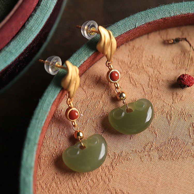 Stunning Gold Earring for Daily Wear