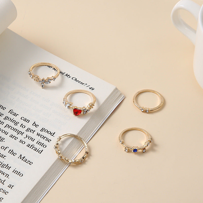 Beautiful Gold Set with Unique Style