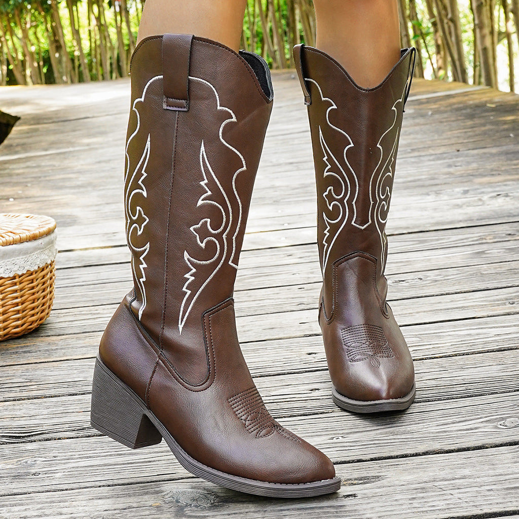 Graceful Orthopedic Boots for Modern Look