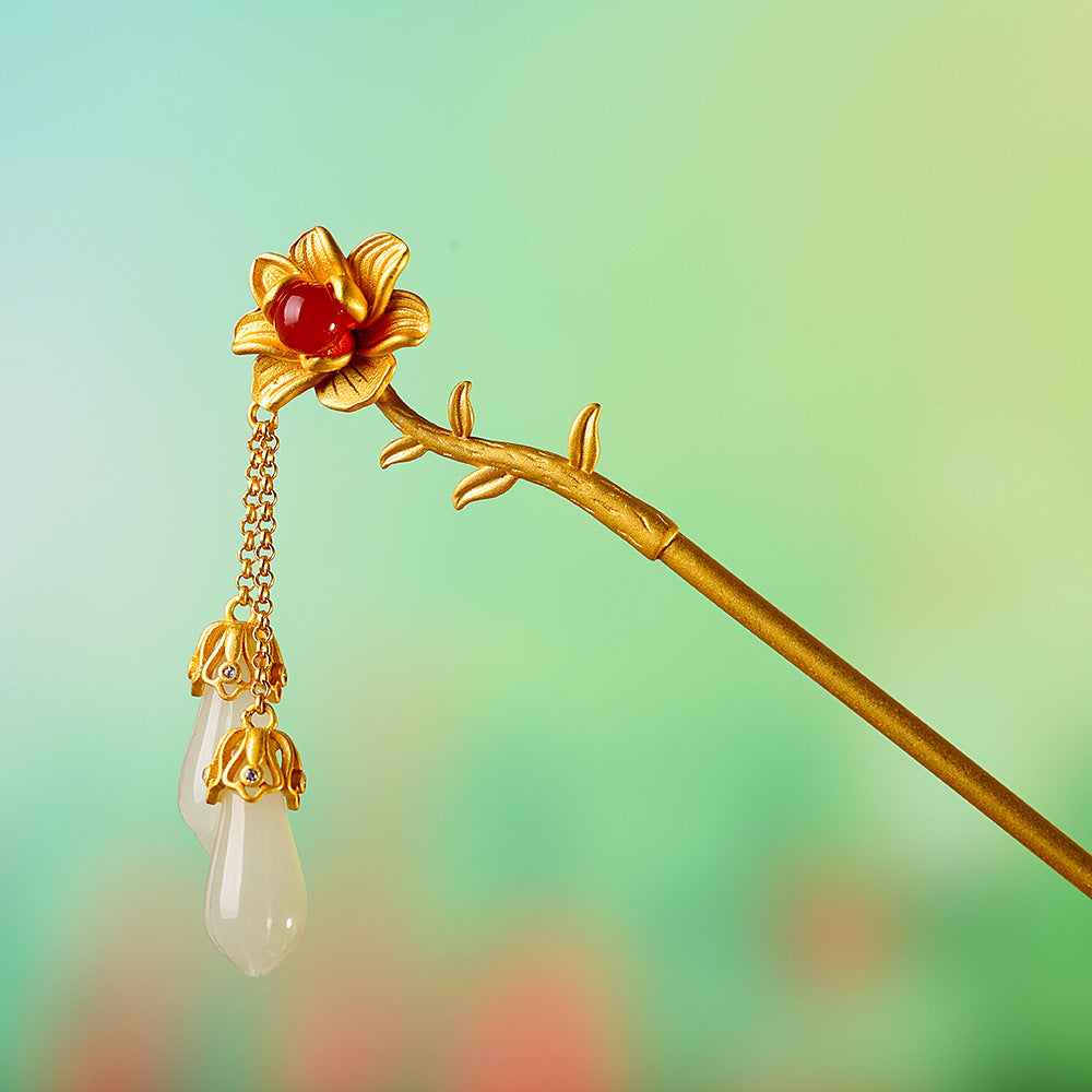 Beautiful Gold Piece with Unique Style