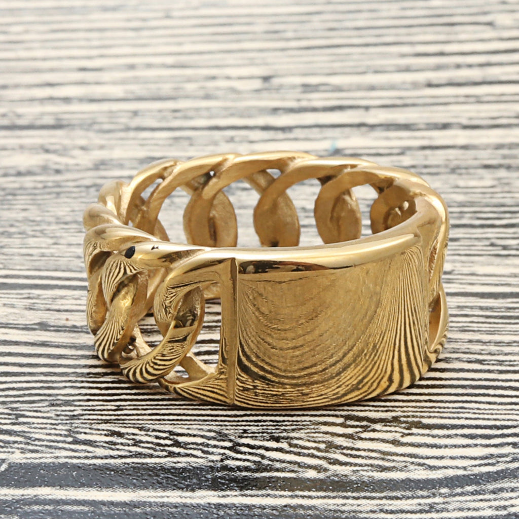 Romantic Chain for Special Moments