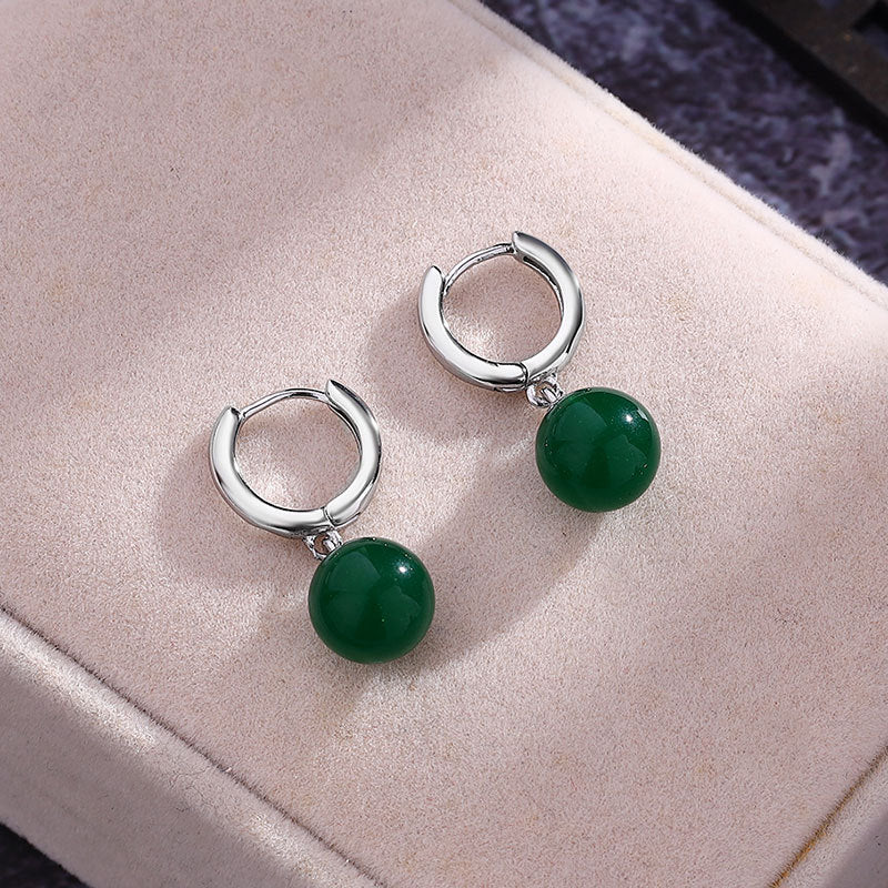 Charming Silver Earring for Any Occasion