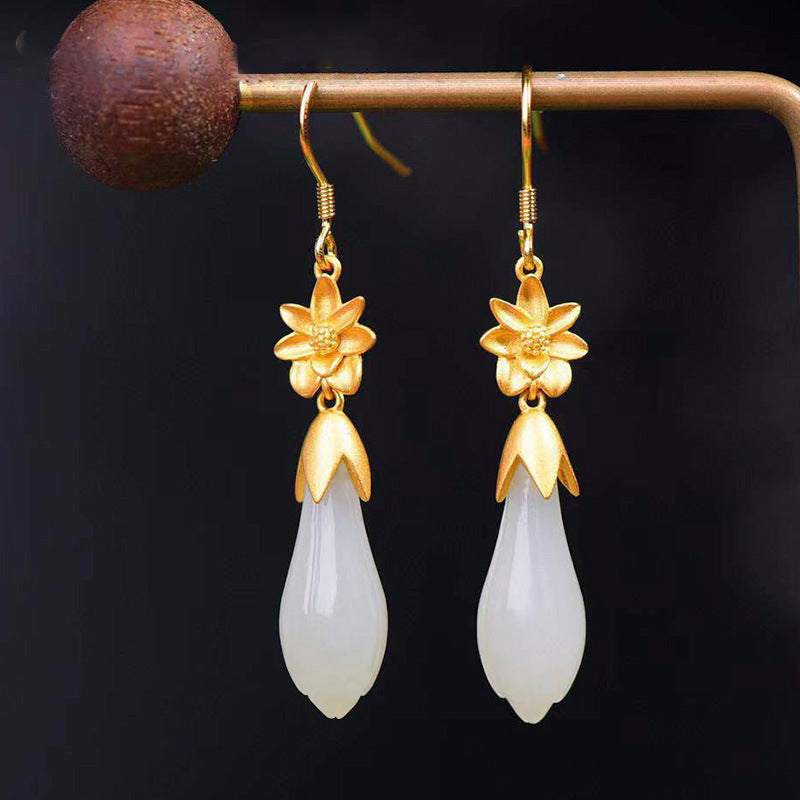 Classic Silver Earring with Timeless Appeal