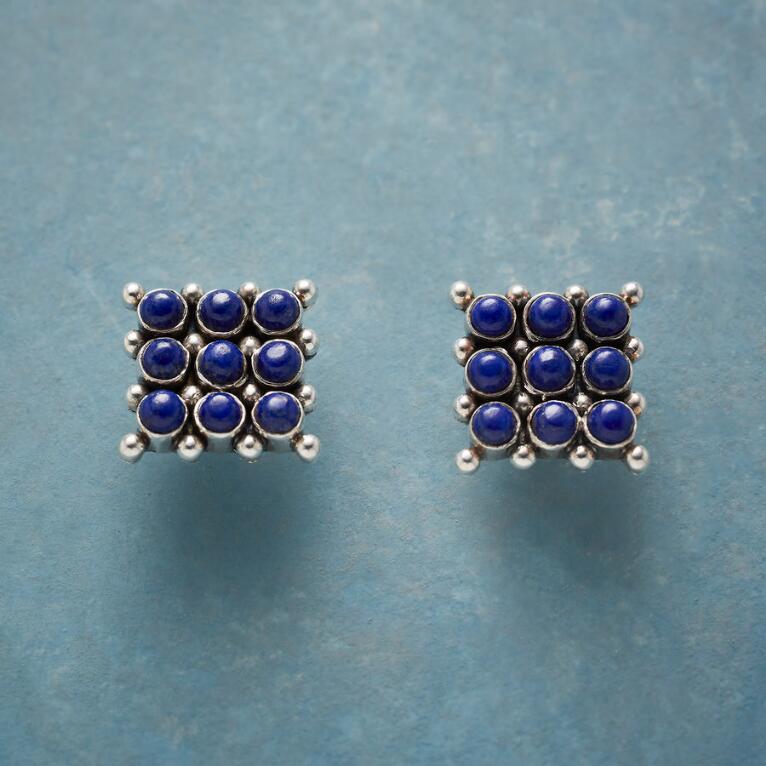 Romantic Silver Earring for Special Moments
