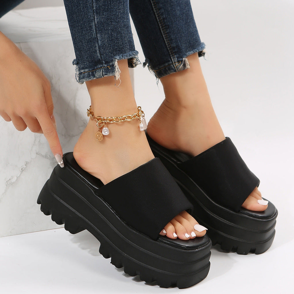 Chic Orthopedic Shoes with Unique Design