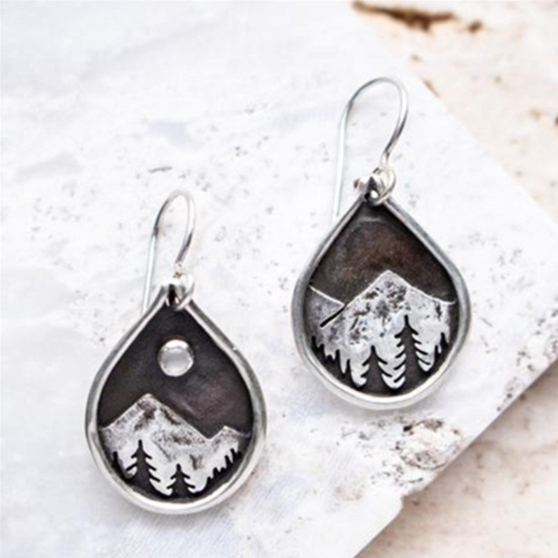 Charming Earring for Any Occasion