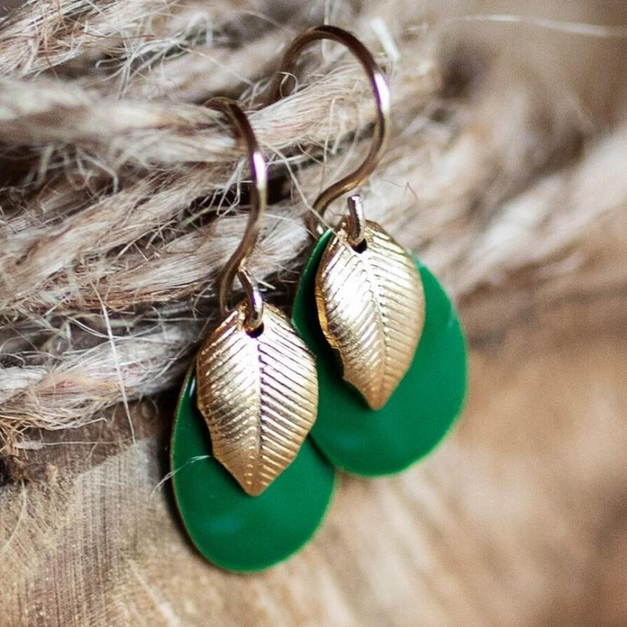 Romantic Gold Earring for Special Moments