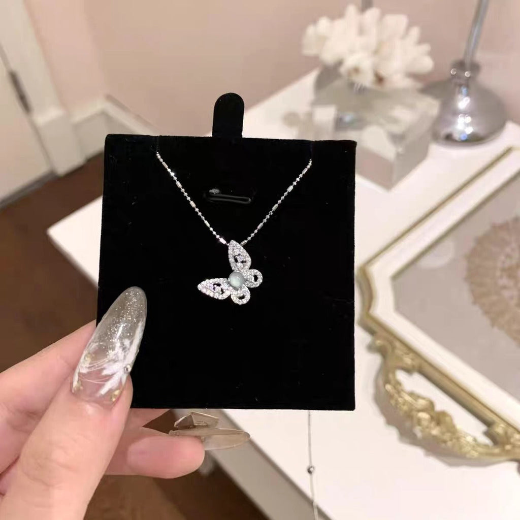 Classic Necklace with Timeless Appeal