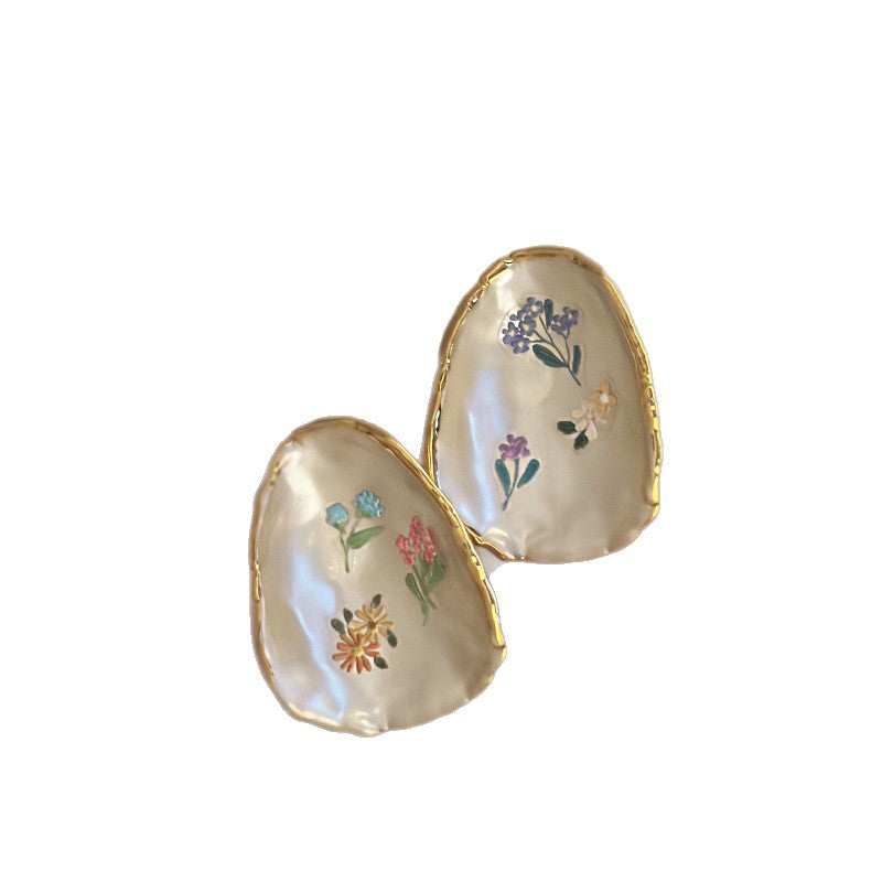 Classic Earring with Timeless Appeal