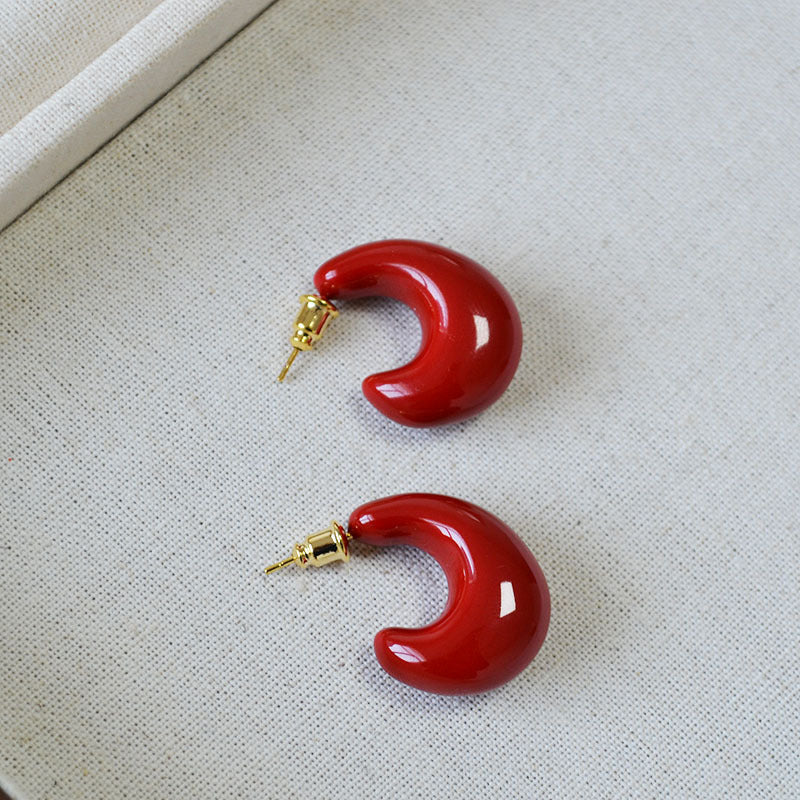 Romantic Silver Earring for Special Moments