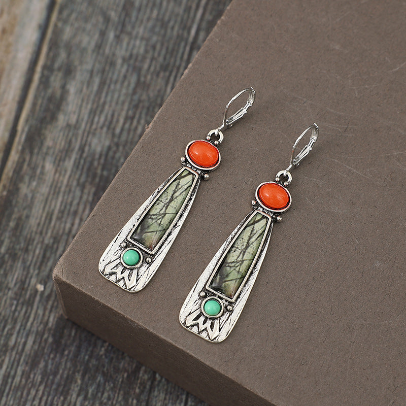 Charming Earring for Any Occasion