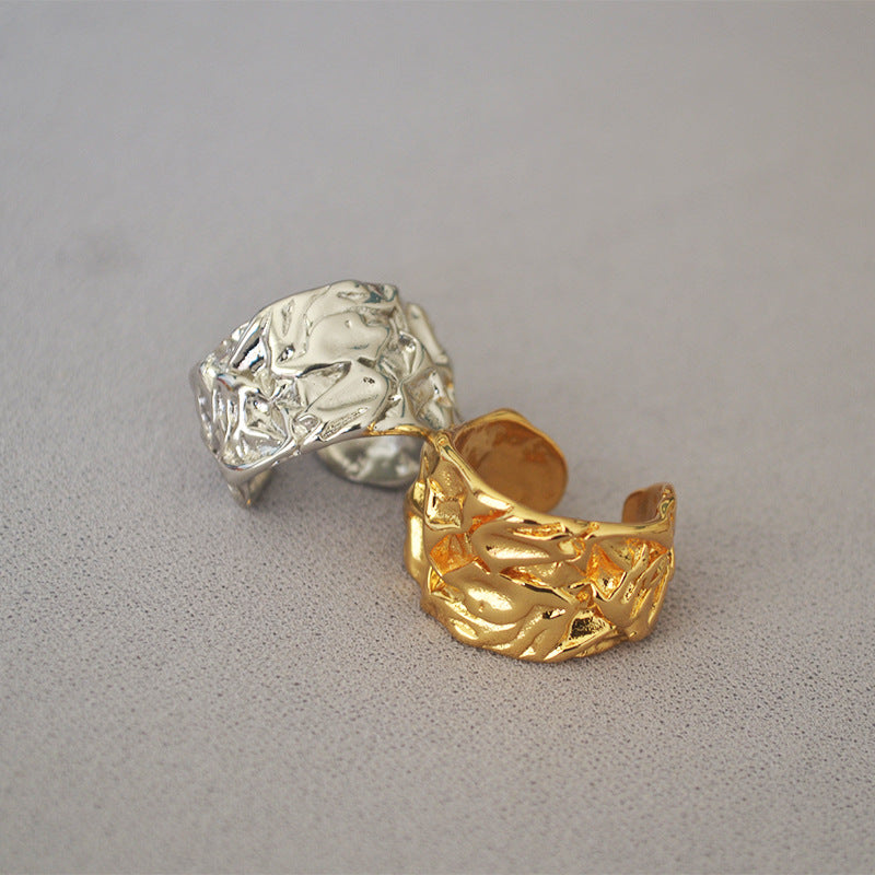 Charming Gold Ring for Any Occasion